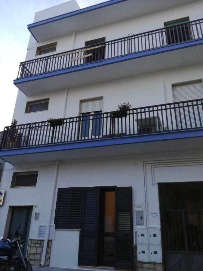 Bed Anthos Porto Cesareo Bed and Breakfast Buitenkant foto